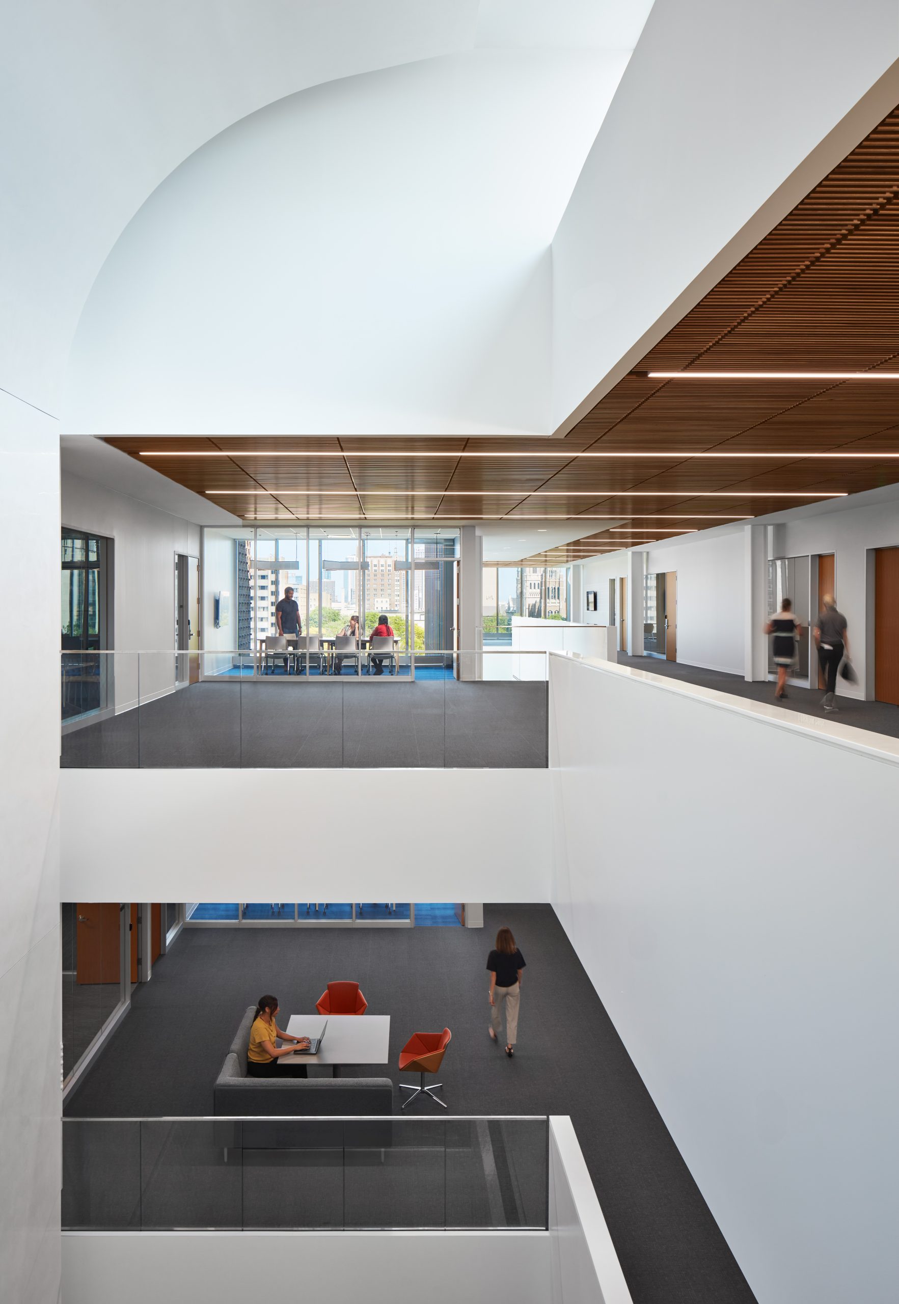 Marquette University_Dr. E. J. and Margaret O’Brien Hall_Curve + Collaborative Seating